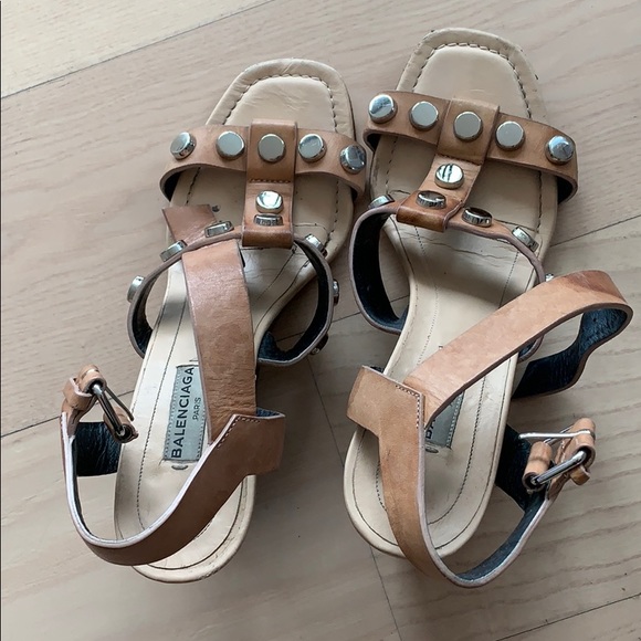 Balenciaga Wedge Sandal - Picture 3 of 3